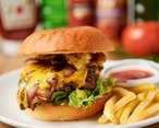 ハニマスベーコンチーズバーガー(ポテト付き)／Honey Mustard Bacon Cheese Burger