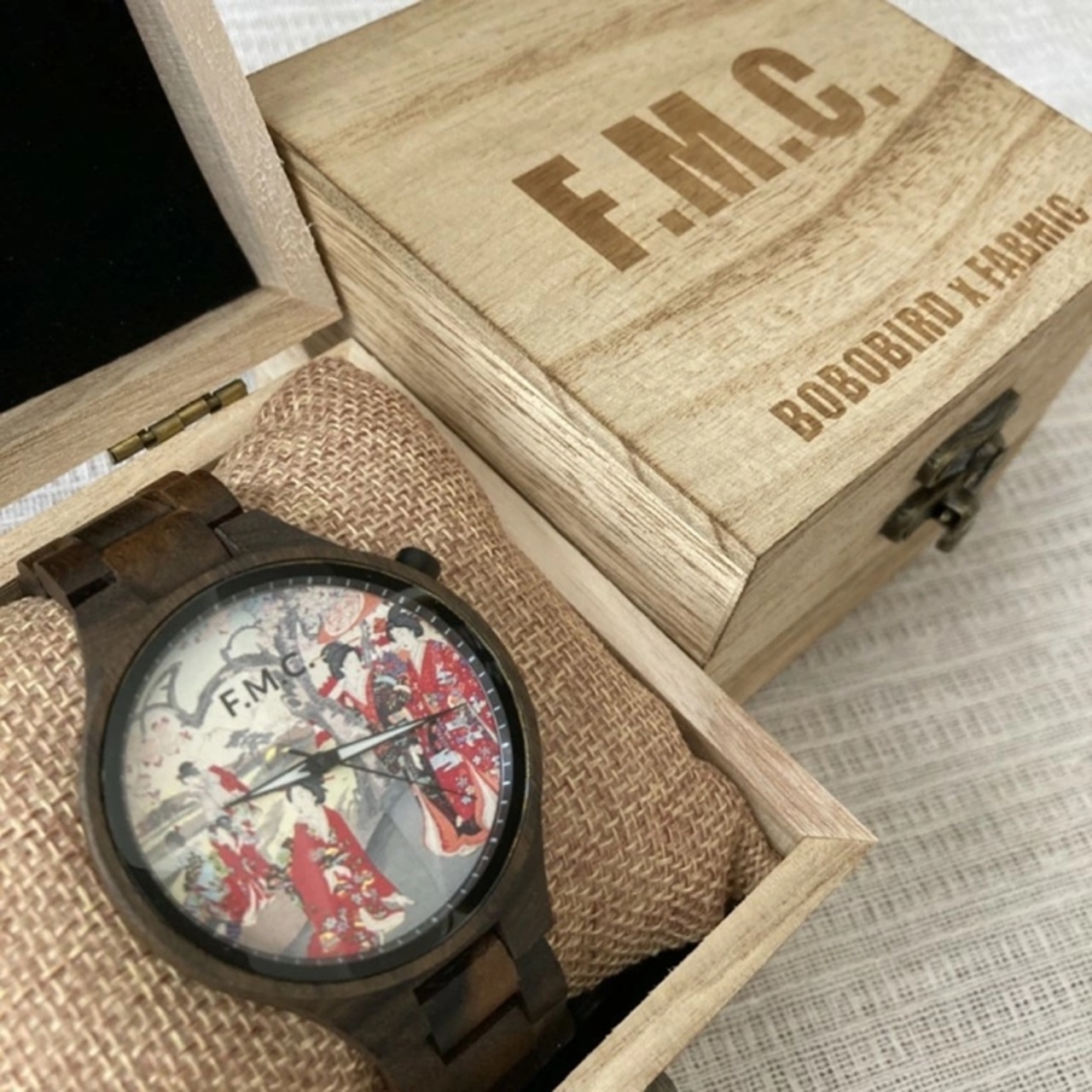 BOBOBIRD × F.M.C. コラボ メンズ木製腕時計 浮世絵シリーズ 楊洲周延「江戸城内花見(千代田大奥)」モデル 日本限定 正規保証書付 ギフトBOX入り