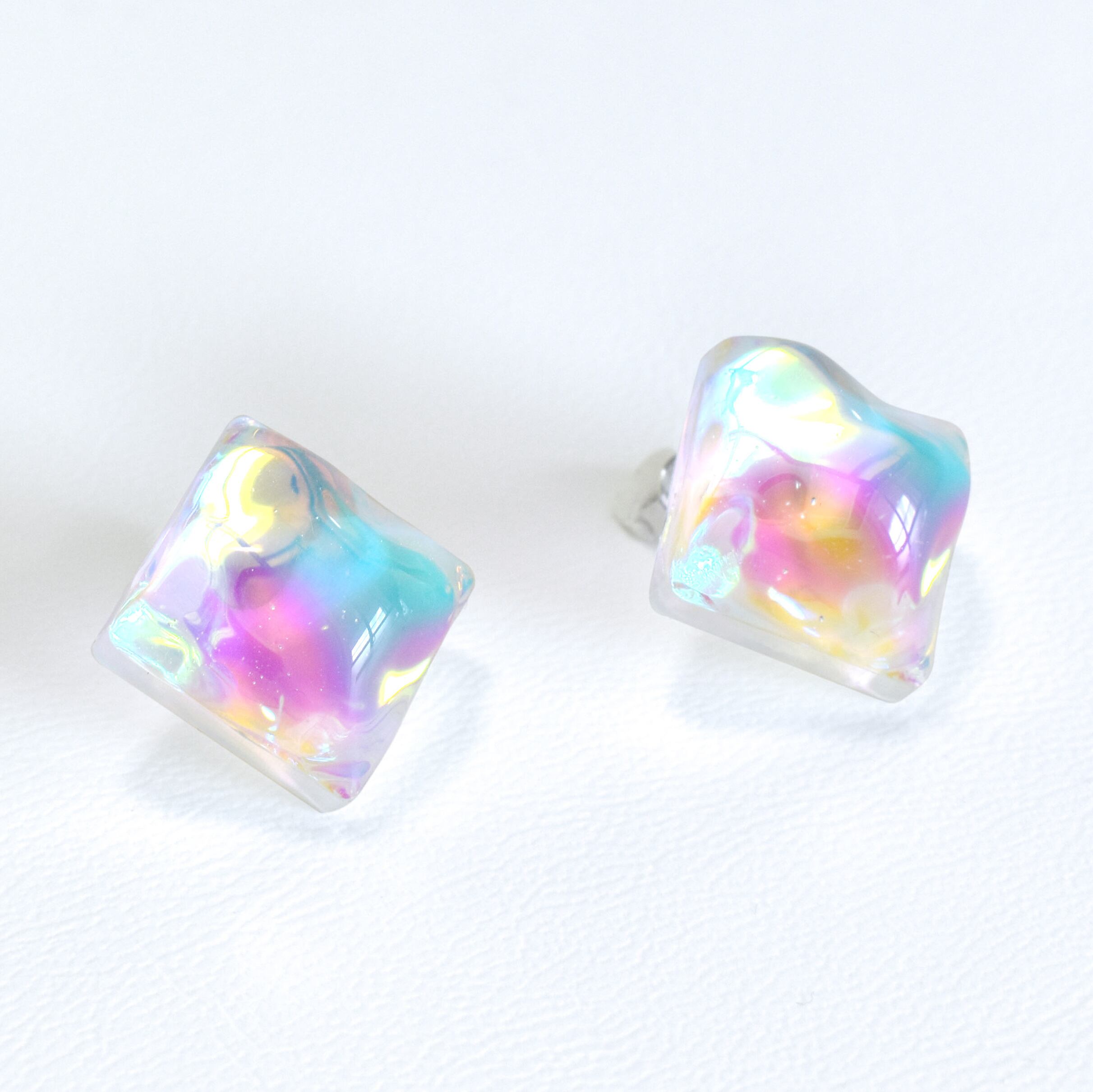 オーロラ水面スクエアピアス/イヤリング | HAQC 