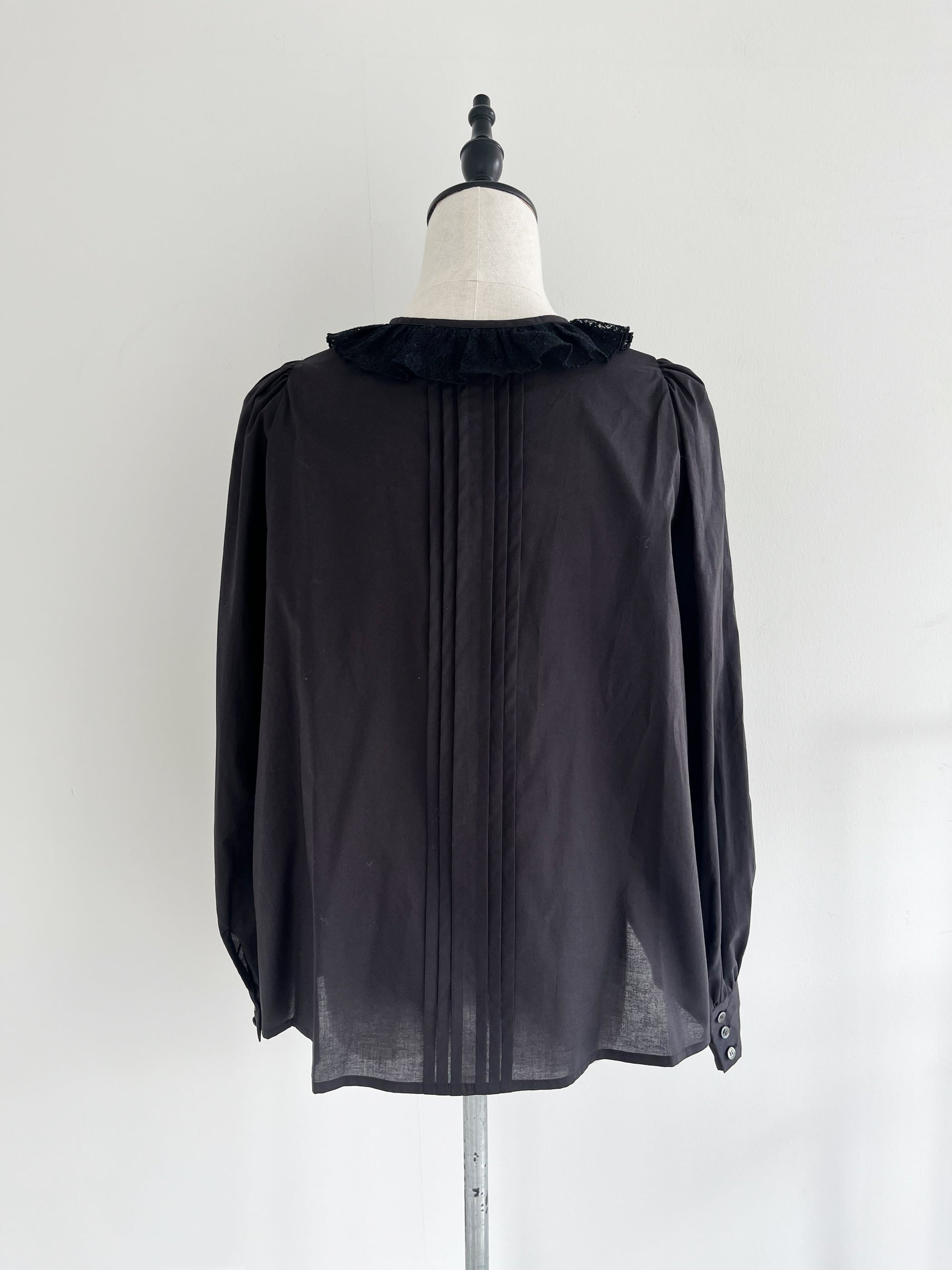 Bilitis dix-sept ans Lace Frill Collor Blouse | KOKO