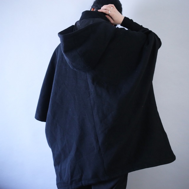 "刺繍×鶴" over silhouette hoodie poncho coat