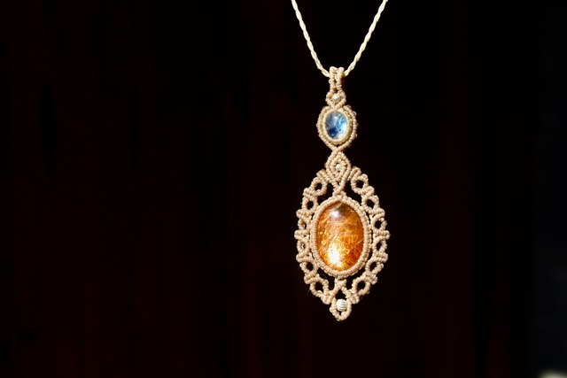 Sunstone  & Rainbow moonstone micro macrame pendant