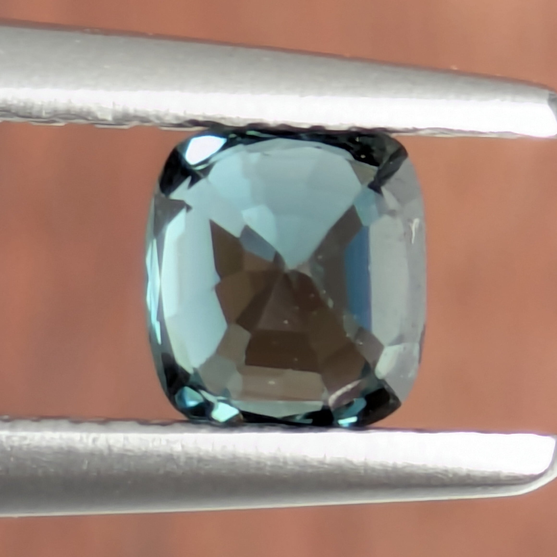 スピネル ルース ミャンマー・モゴック産【0.40ct】 PRO209190 | Gem's