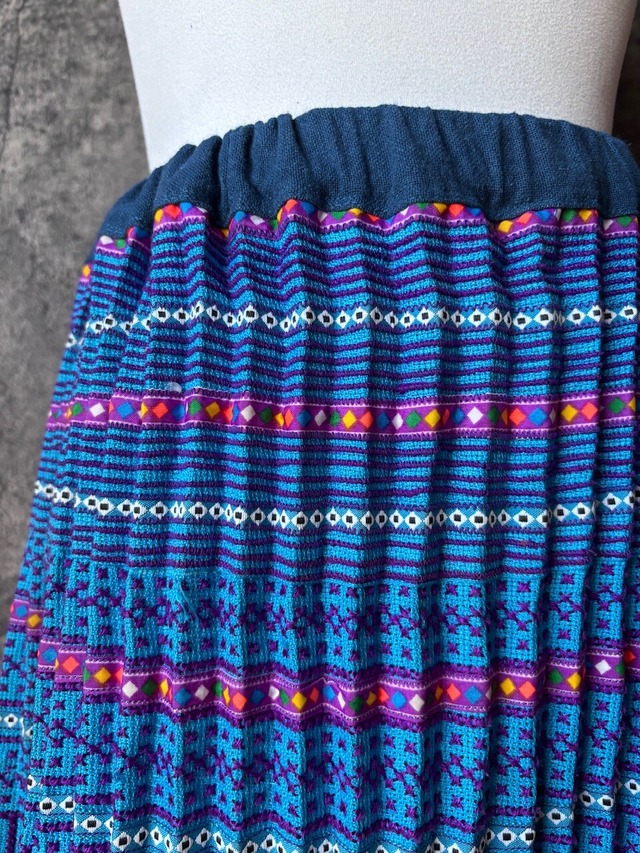 モン族スカート 077 ロング 刺繍 上下組合せタイプ bamiオリジナルパターン