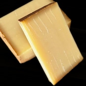 フランス産 コンテ・ド・モンターニュ 8ヶ月熟成 ハードチーズ 1kg|グラスフェッド・切りたて|業務用・フォンデュ・グラタンに COMTE DE MONTAGNE 8M+ Aged Hard Cheese – Grassfed Freshly Cut, 1kg