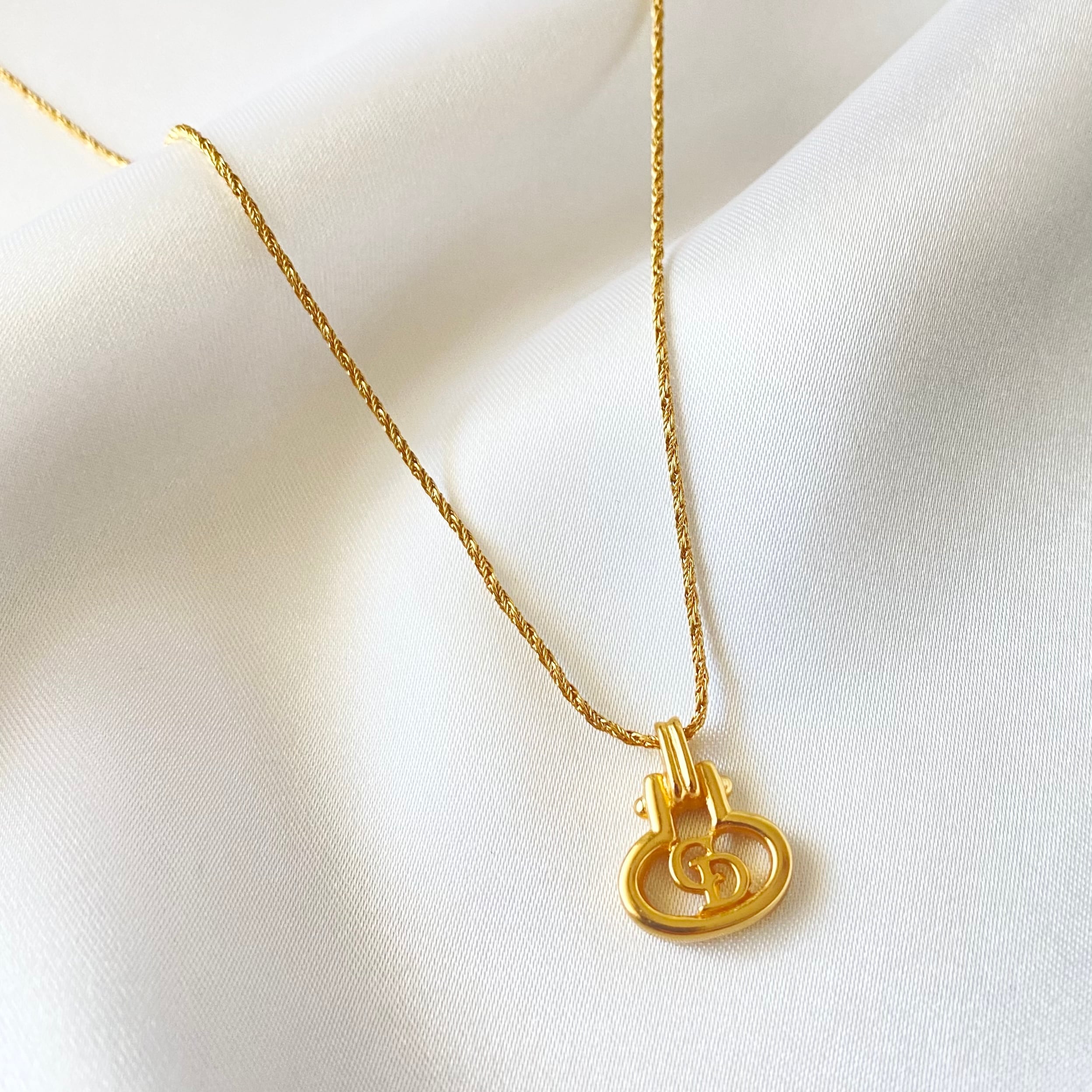N6000】Christian Dior logo cut out necklace/クリスチャンディオール