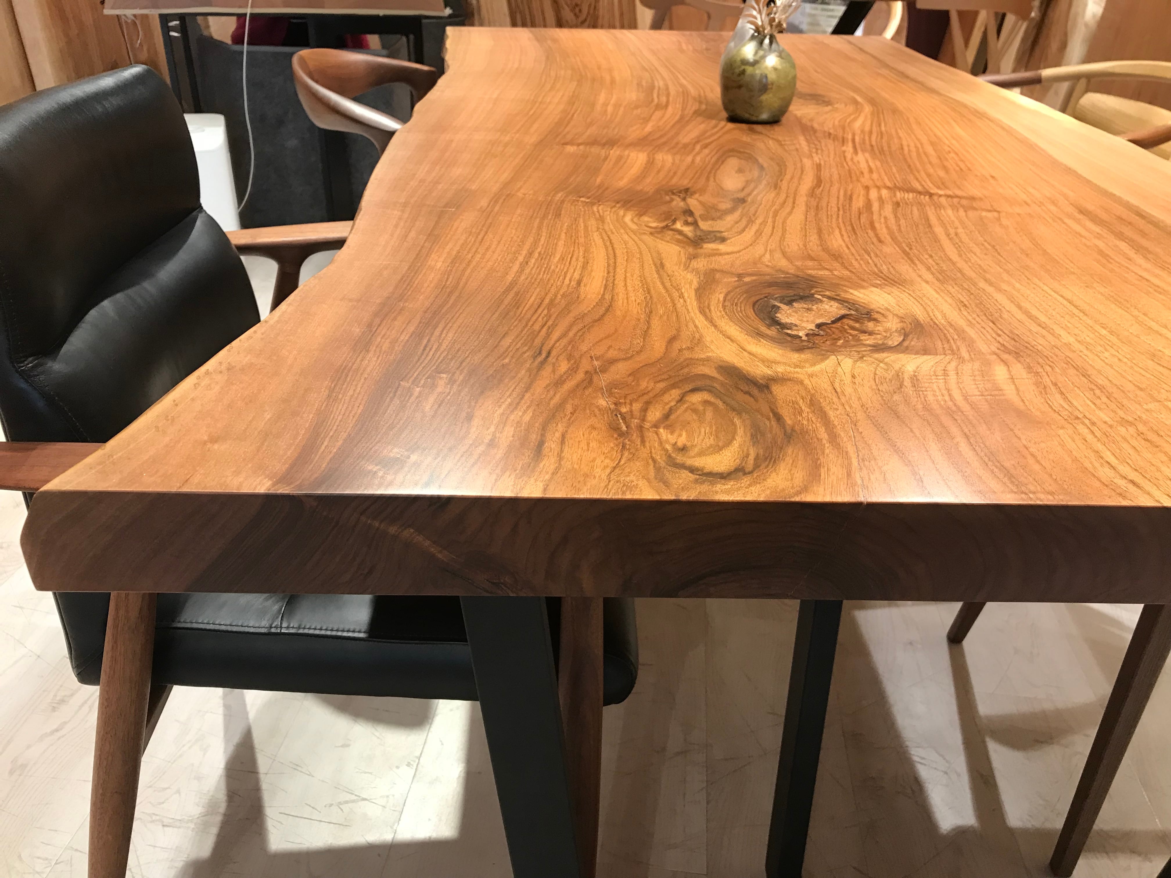 ヨーロピアンウォールナット_1800×860-910-920×58_横浜元町店_テーブル