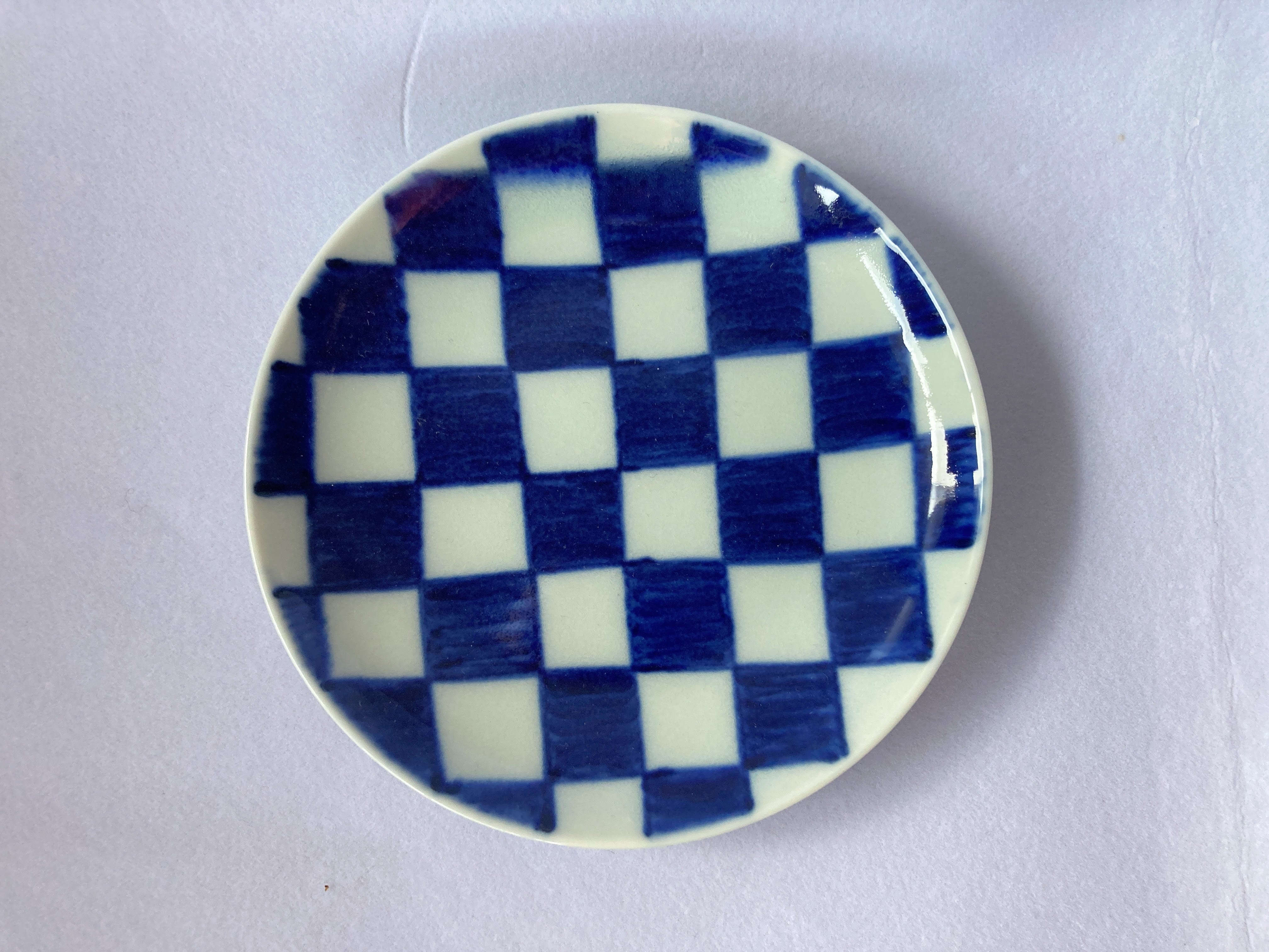 染付伝統文様和皿 | 梶謙製磁社｜有田焼の窯元がつくる縁起物の食器