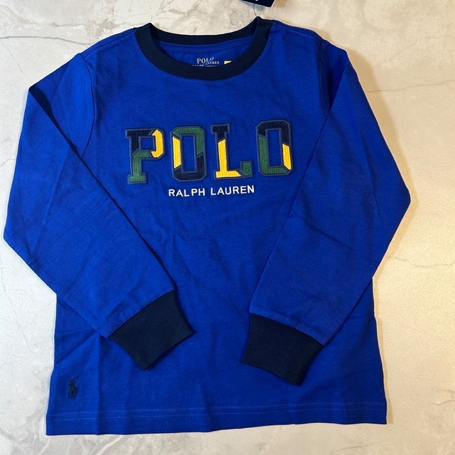 【110/120/130cm】キッズ（男の子）ロゴ　長袖　ロンT