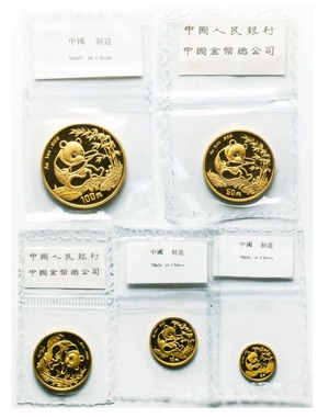 1994年発行 中国パンダコイン 5･10･25･50･100元金貨 5点1組