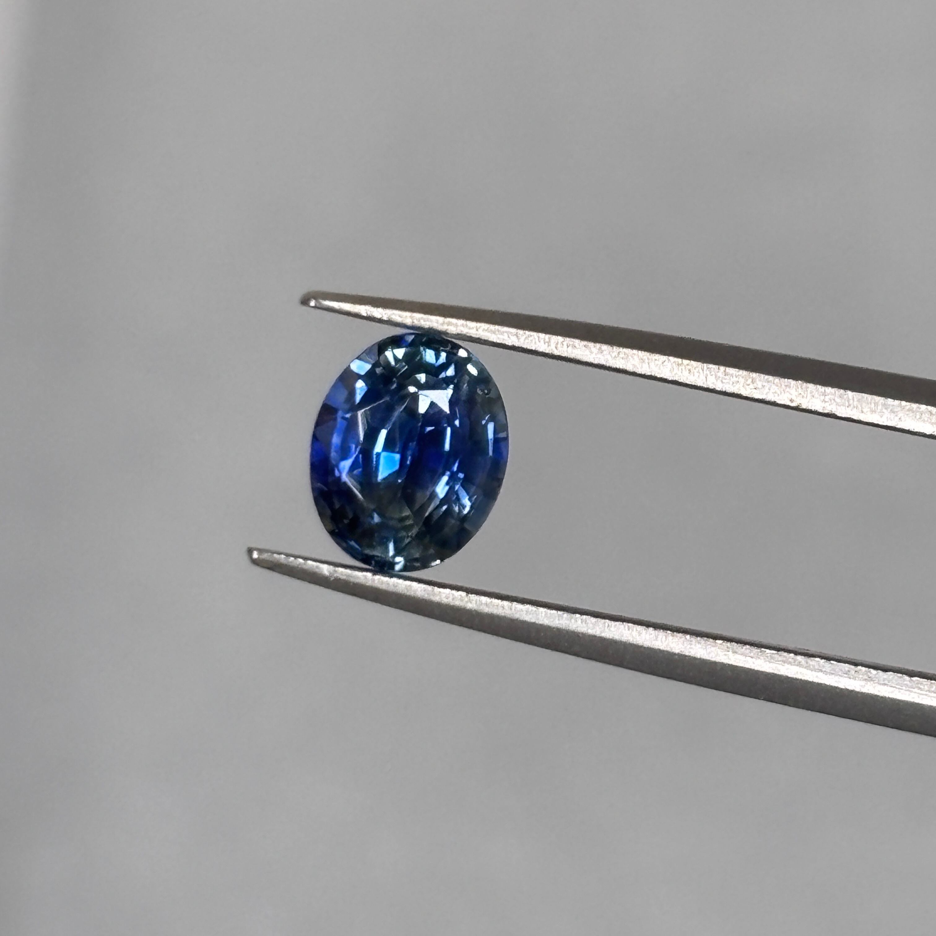 バイカラーサファイア 0.88ct | EnMedel 〔 宝石ルースのおみせ〕