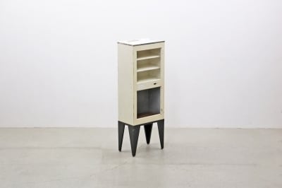 ビンテージ コンソールキャビネット 剥離 6ba24e97db2d279a76e9fd70527dfb