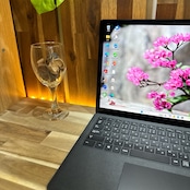 \ 公式ショップ限定価格❣️/ 大人気《タッチパネル式》Surface Laptop2 ブラック メモリ8GB SSD256GB 第8世代 ノートパソコン 安心サポート&3ヶ月保証付き