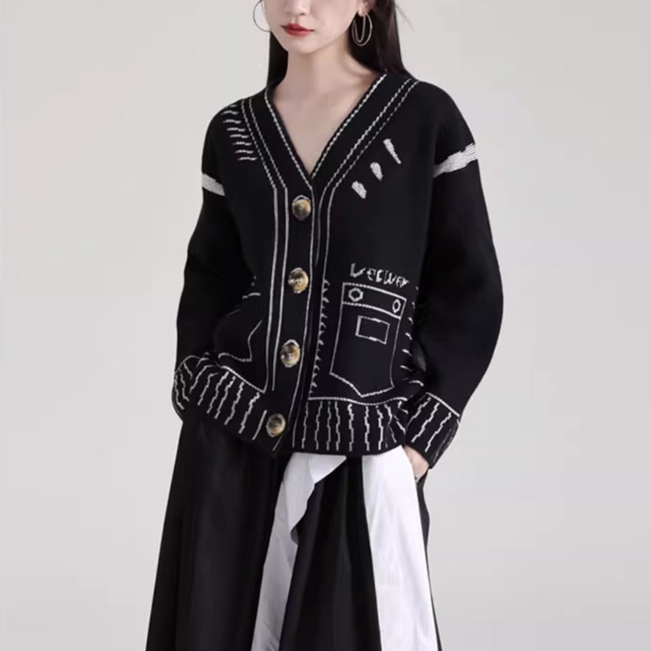 V-neck knit cardigan (ME158)