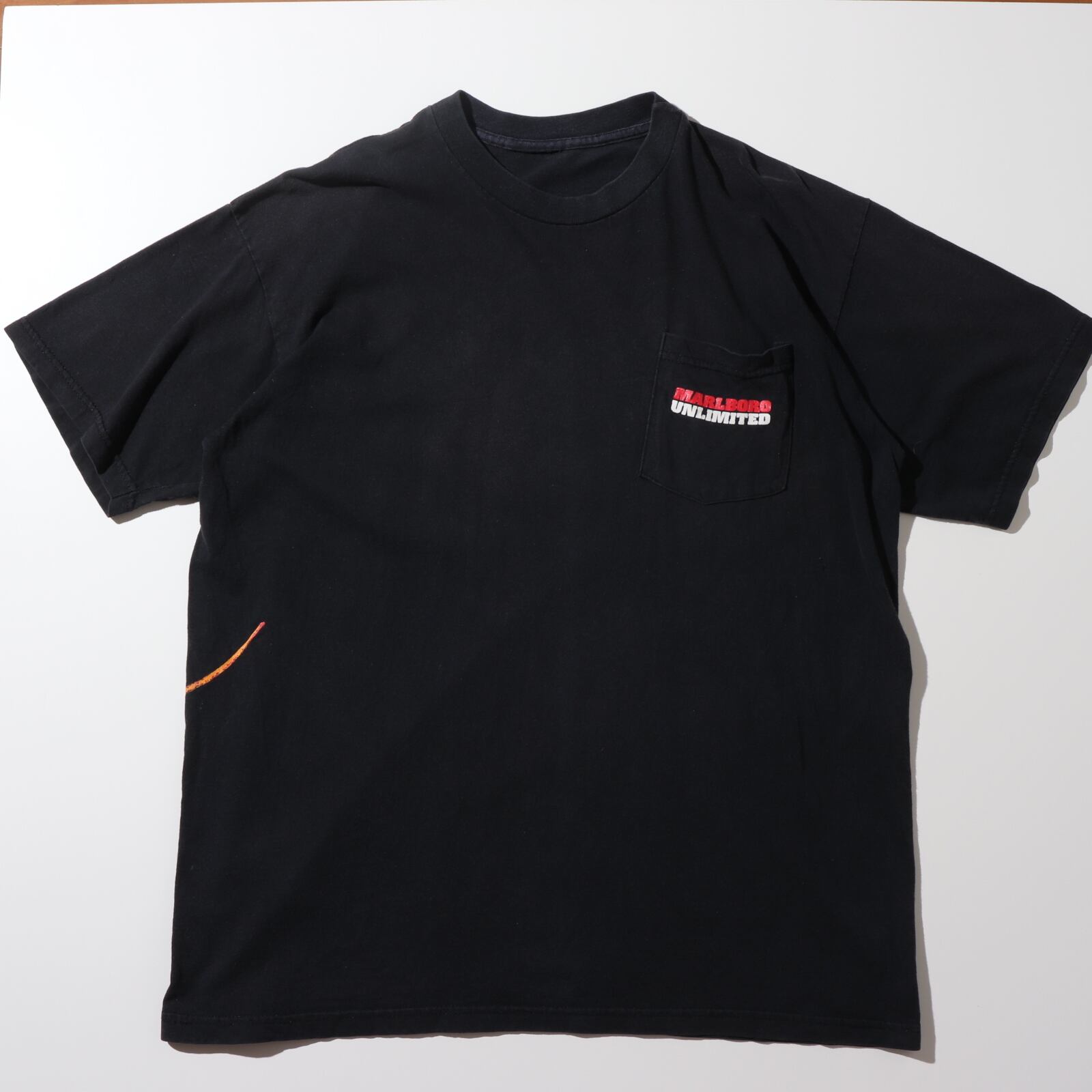 Marlboro XL リザード Tシャツ トカゲ マルボロ マールボロ 黒 Marlboro XL リザード Tシャツ トカゲ マルボロ マールボロ 黒