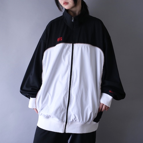 "NIKE" different fabric switching design over silhouette track jacket