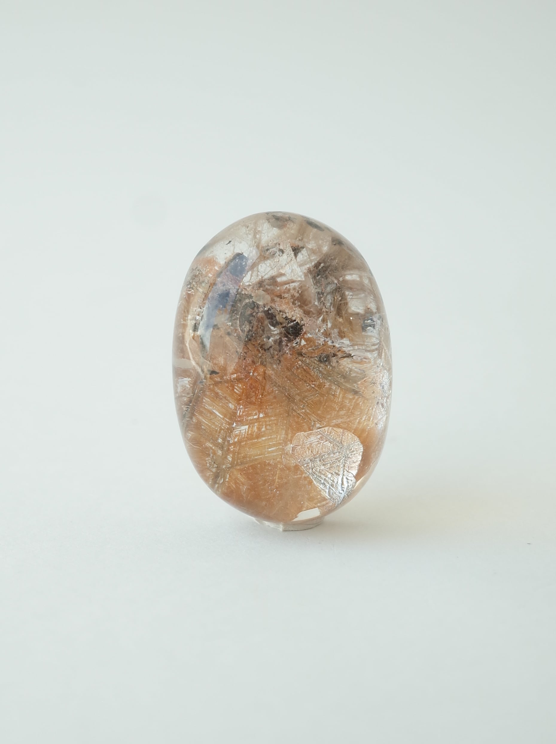 マイカインルチルクォーツ - b13