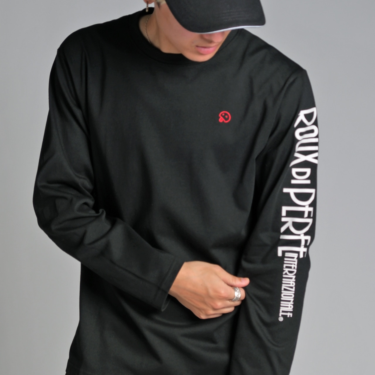 スリーブロゴプリントロンT