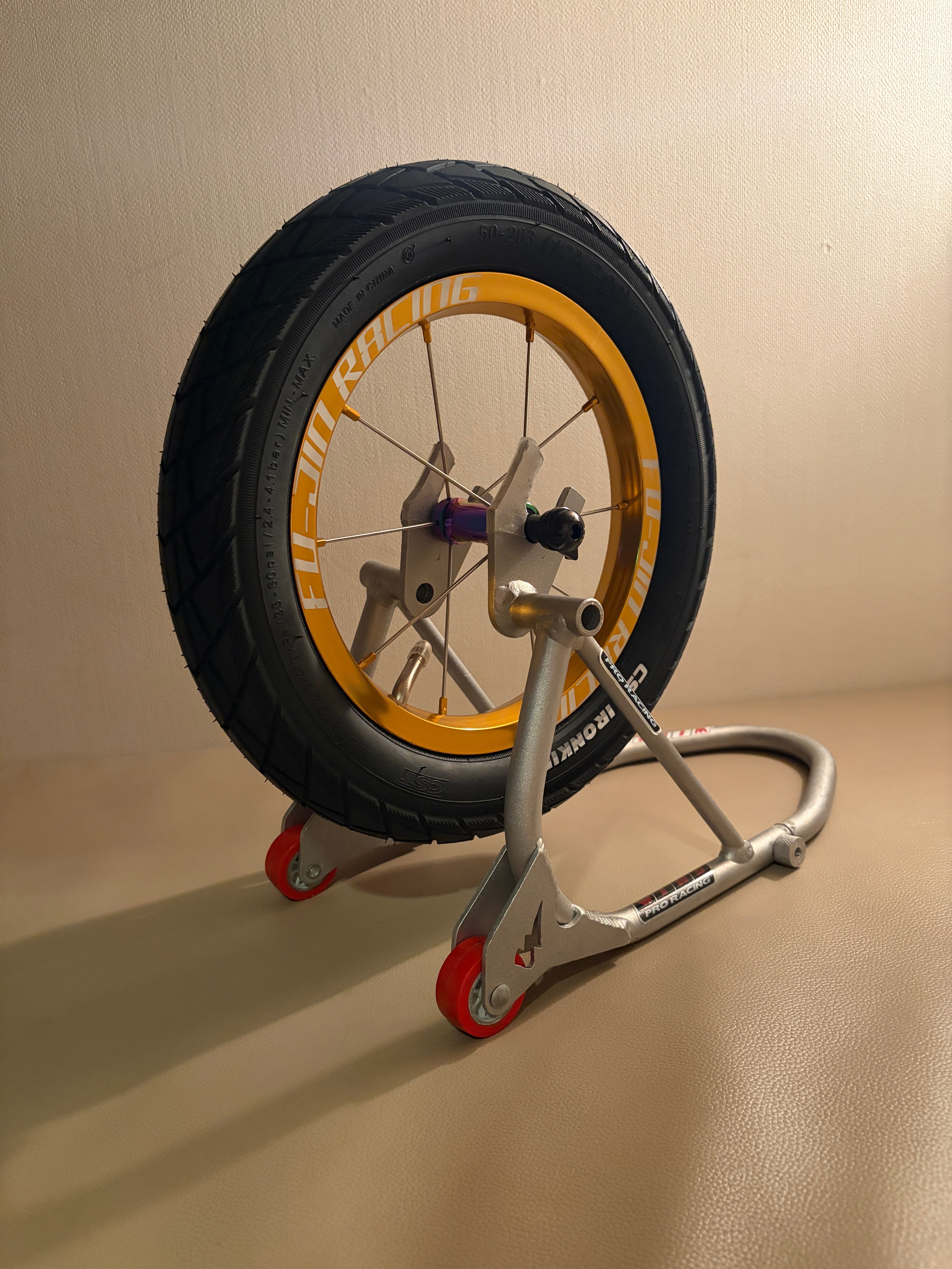 【美品】FUJIN ランバイク用 カーボンホイール SAKURA 12インチ 2026年最新】フージン ホイールの人気アイテム - メルカリ