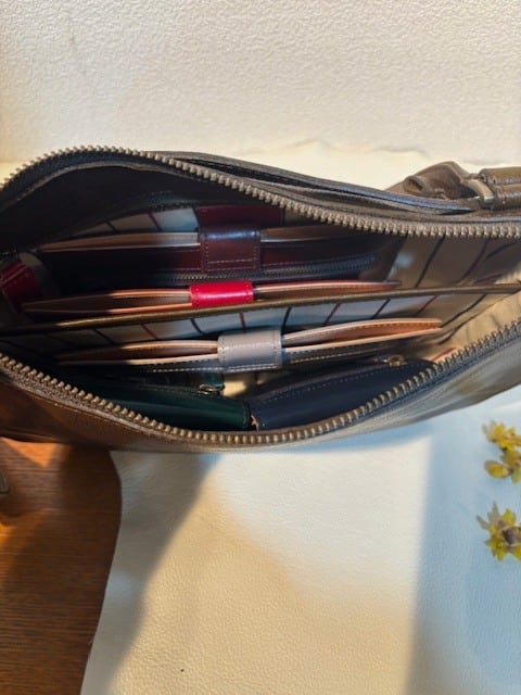 B.stuff　ナイロンコンビショルダーバッグ(ケッパー)