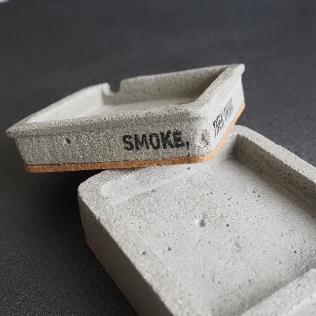 灰皿　「SMOKE, THEN THINK.」No.002　【MORUTARU】
