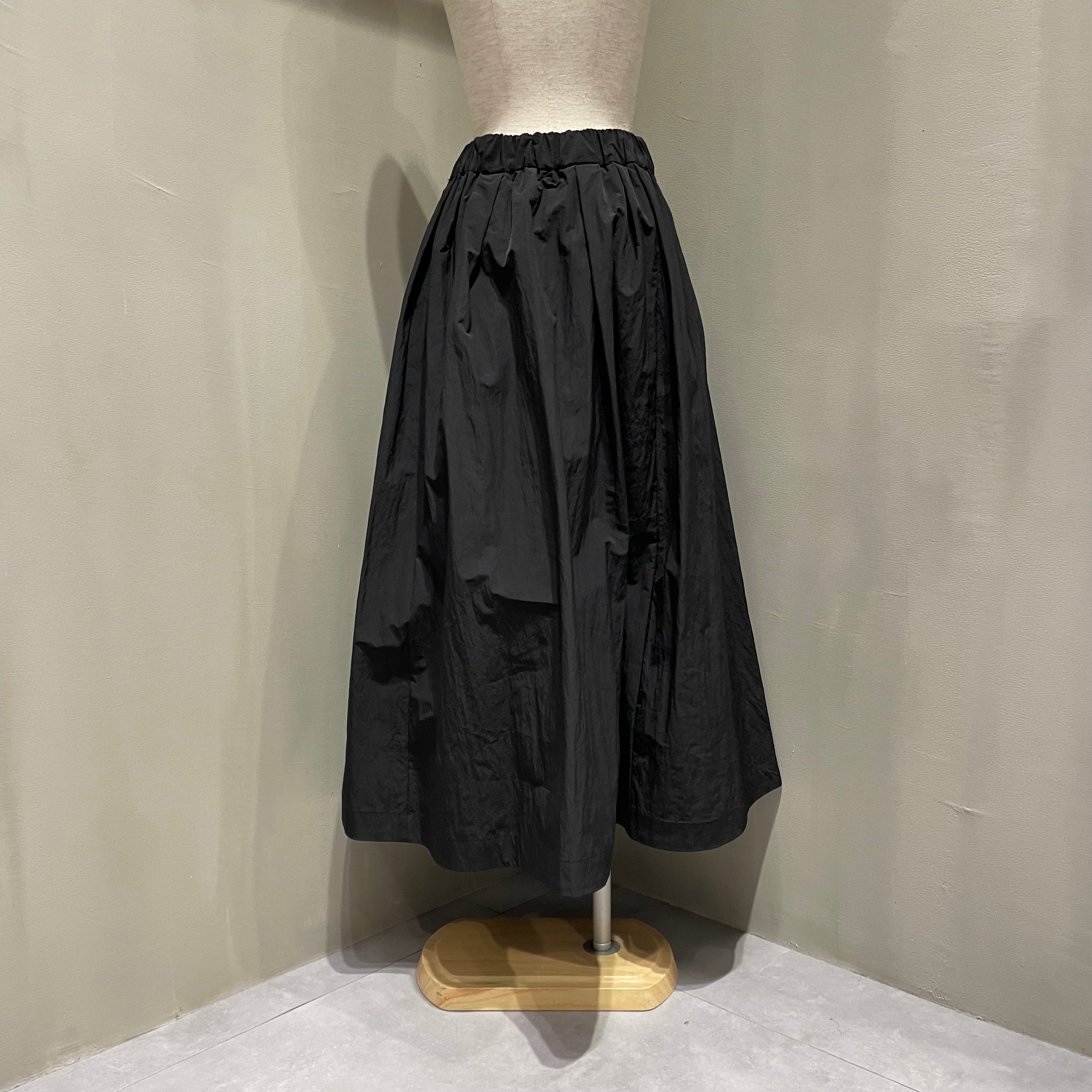 na.e タックギャザースカート ブラック 2サイズ ロングタックギャザースカート（ブラック） フレア