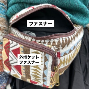 ジャガードヒップバッグ