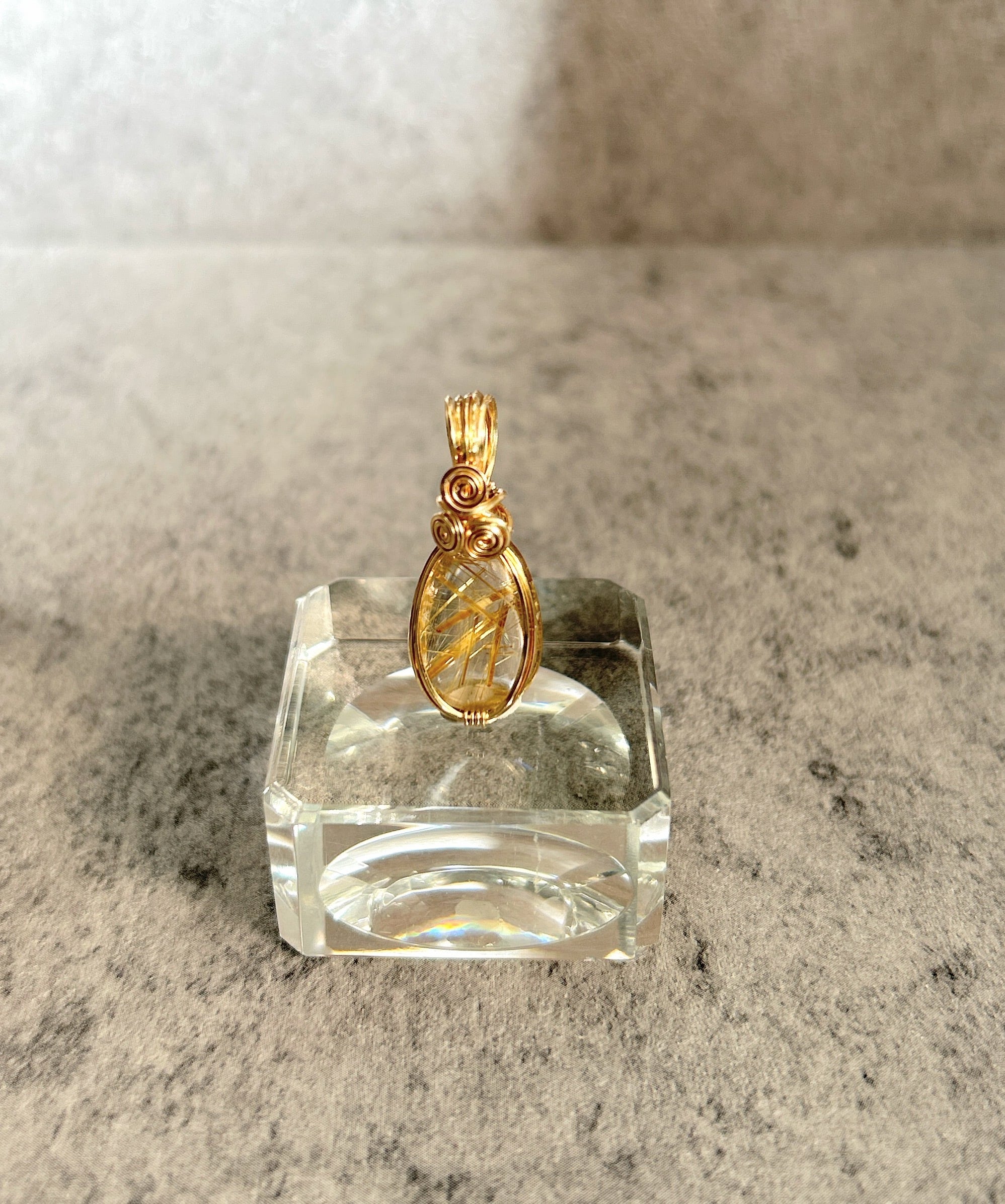 ルチルinクオーツペンダントトップ 14kgf