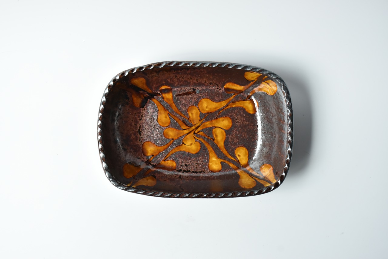 小代焼ふもと窯 / 井上尚之 : 長方鉢 スリップウェア ④