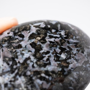 インディゴガブロ ミスティックマーリナイト / パーム 握り石