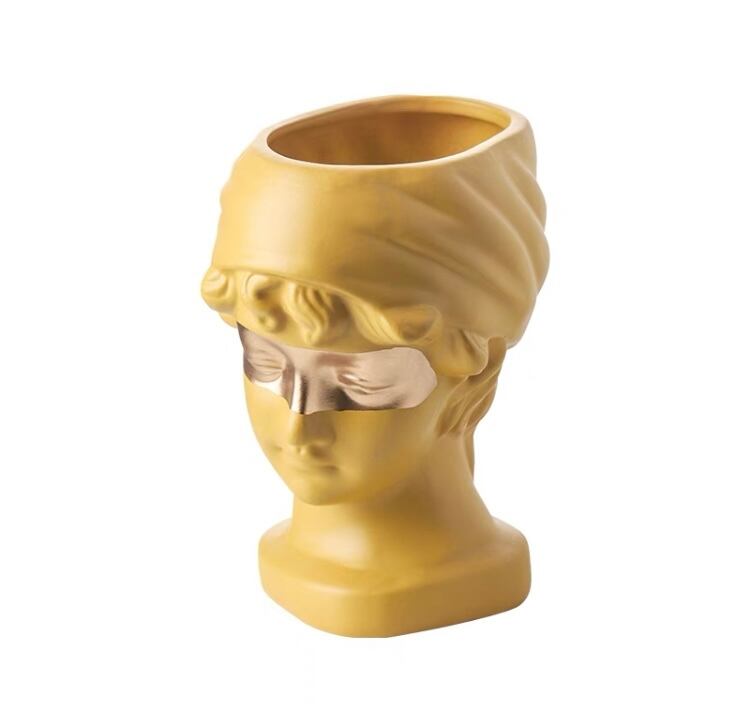 古典的な彫刻デザインのプランター 古典的な彫刻デザインのプランター 古典的な彫刻デザインのプランター 石製