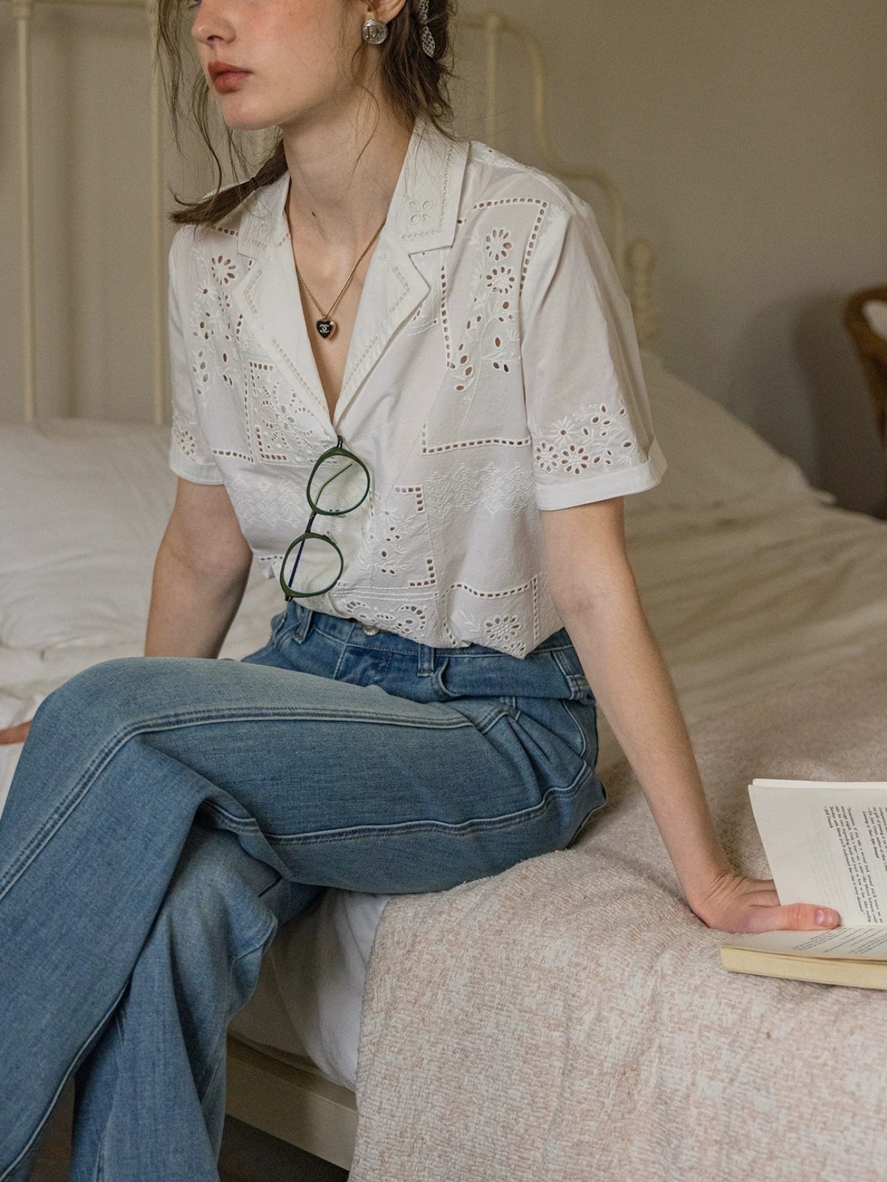 Prairie Cutwork Open Collar Blouse F0766