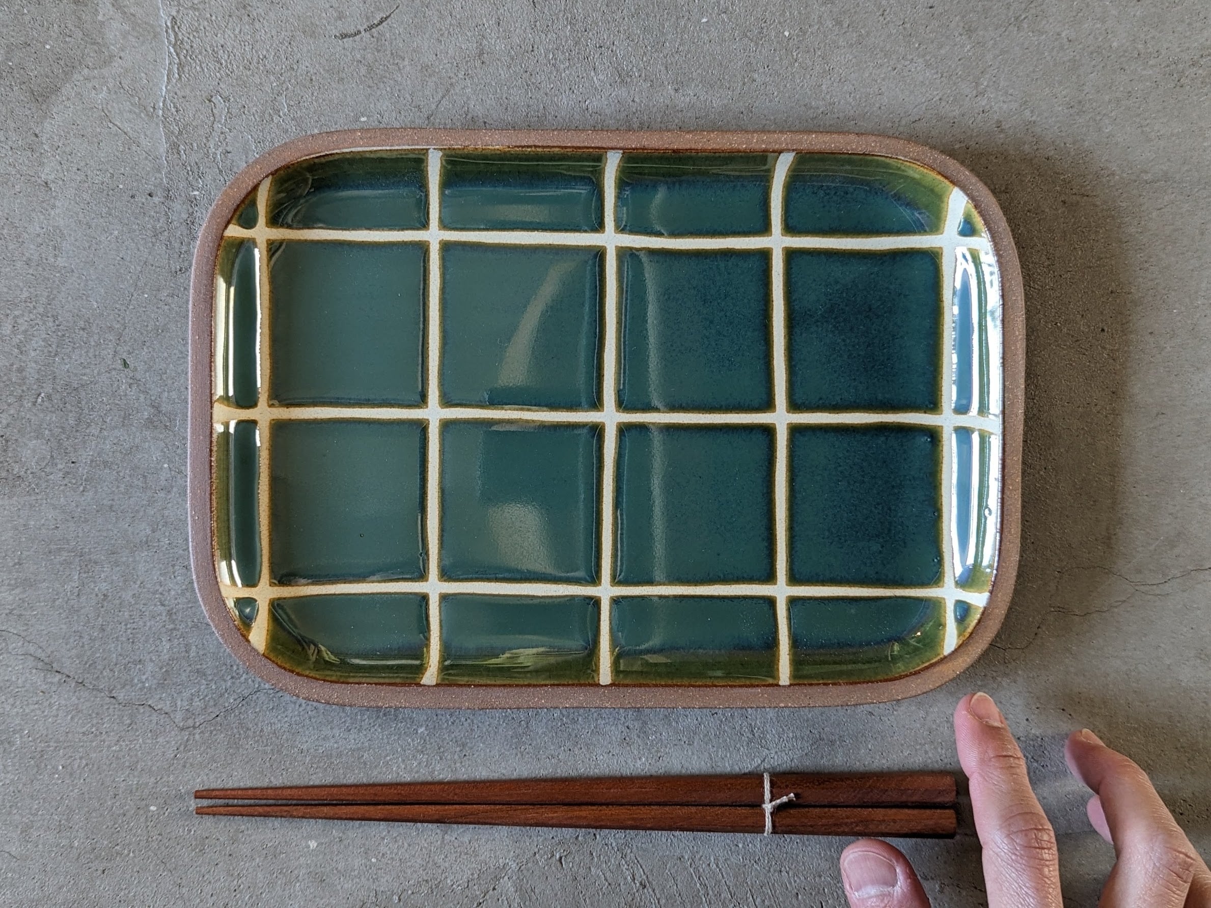 やちむん　一翠窯　長方皿　 　　　　　　高畑伸也　 ダブルデイ やちむん一翠窯 高畑伸也さんの大きめの長方皿について ｜器と