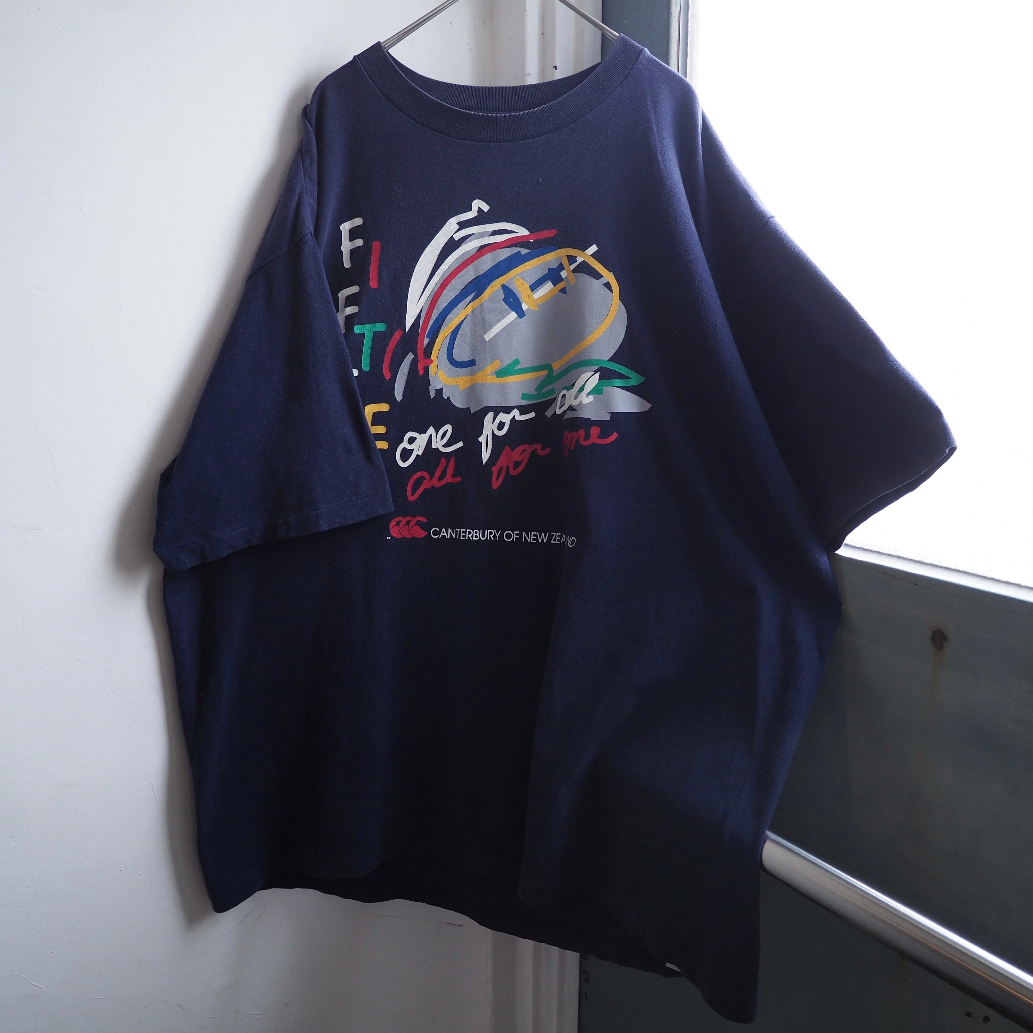 1990s ” CANTERBURY of New Zealand ” graphic printed vintage loose SS Tee