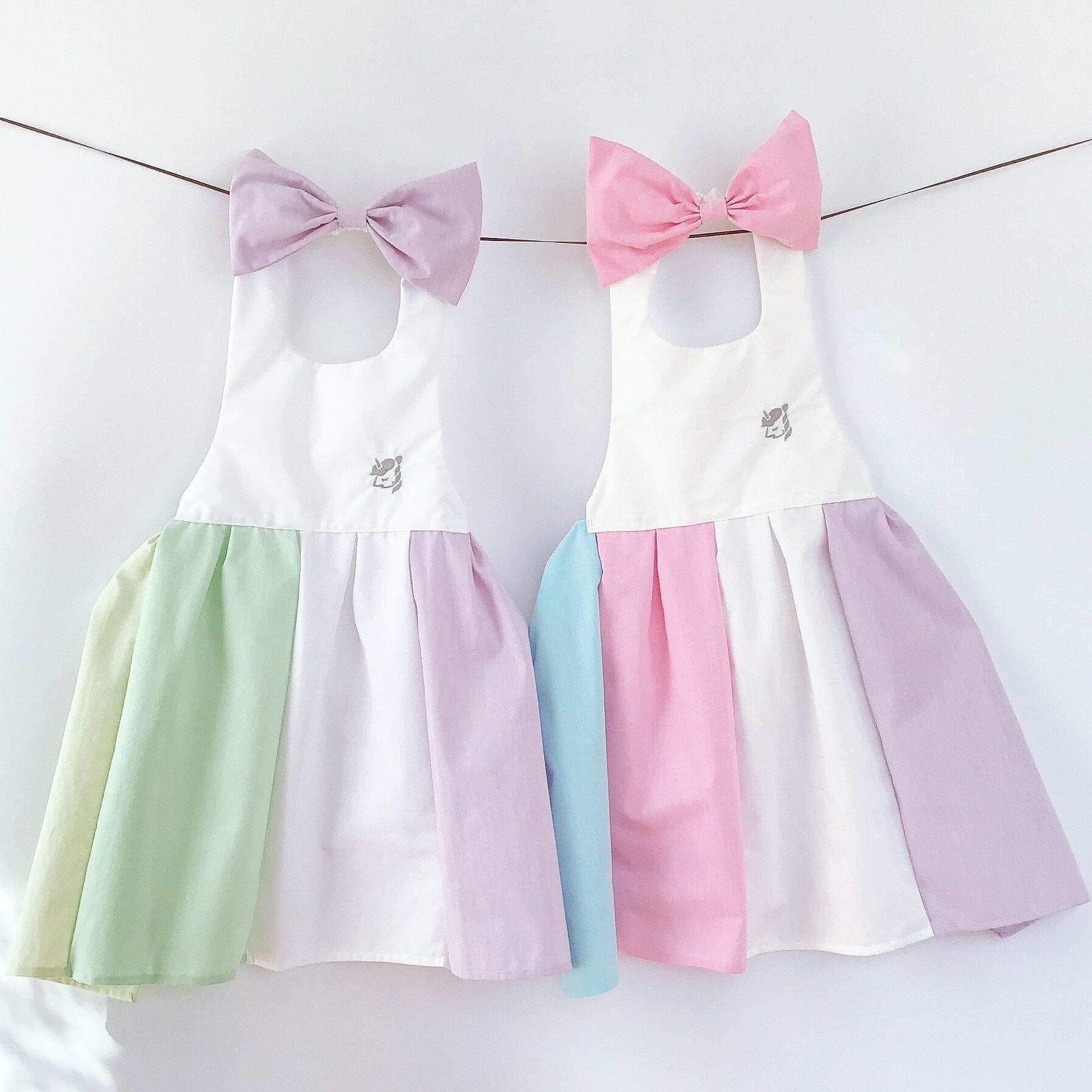 入園入学 名入れ 切り替えカラー ゆめかわ ドレスエプロン ワンピース 女の子 エレガント キッズ用 100 1cm 出産祝い お誕生日ギフト ドレスエプロン Rosette ロゼット