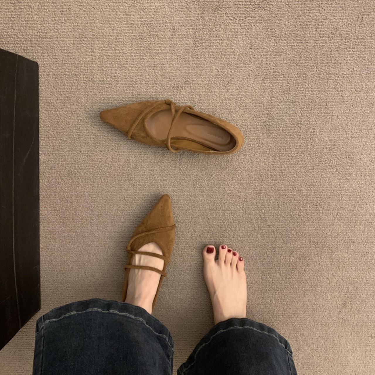 Pointed Toe Strap Flats T3726