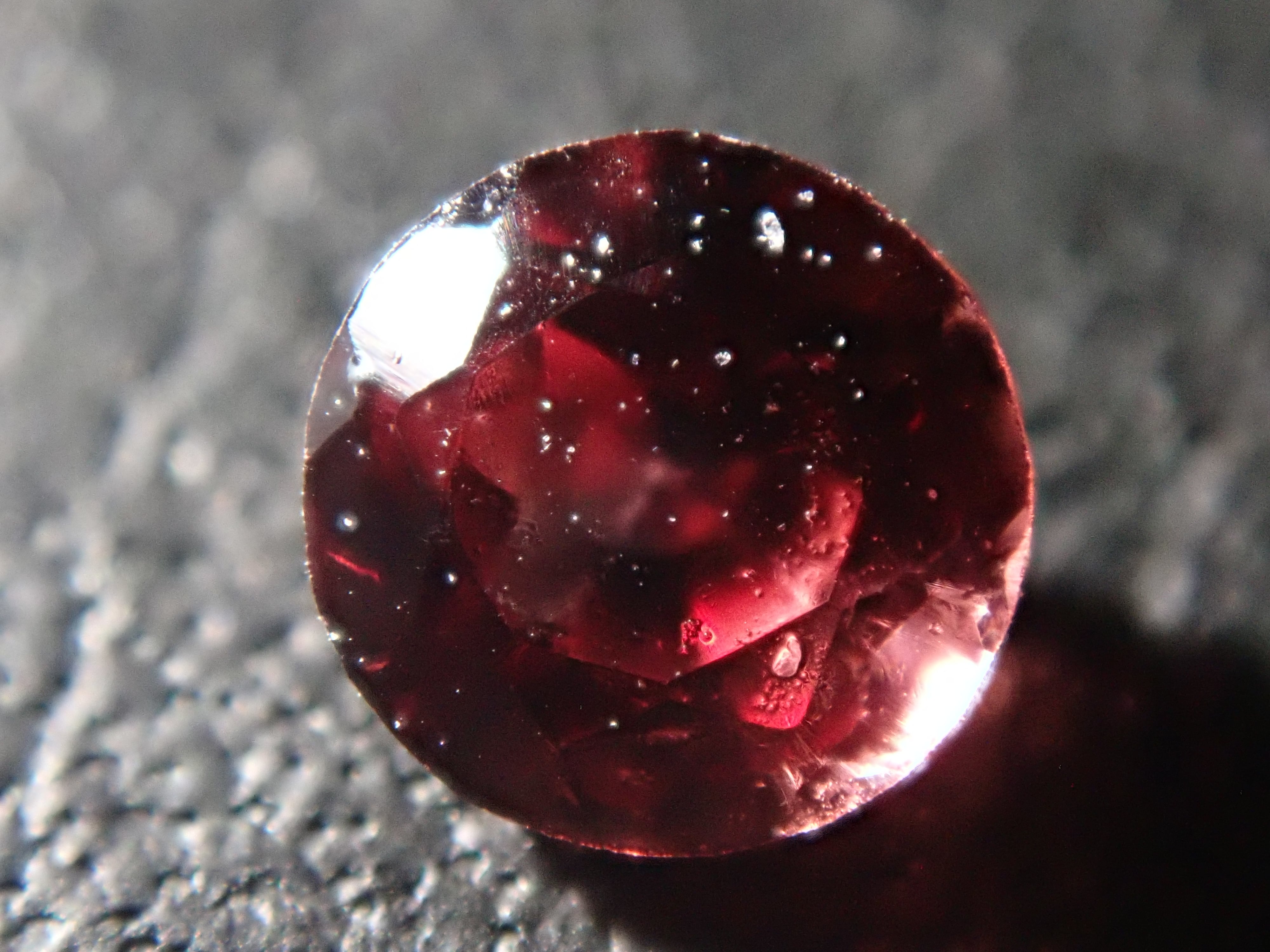 【新商品】マダガスカル産ガーネット 0.276ct