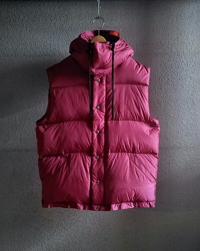 TRUE RELIGION ダウンベスト フード付き トゥルーレリジョン 古着 