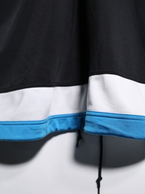 "NIKE" multi switch and back logo design over silhouette track jacket