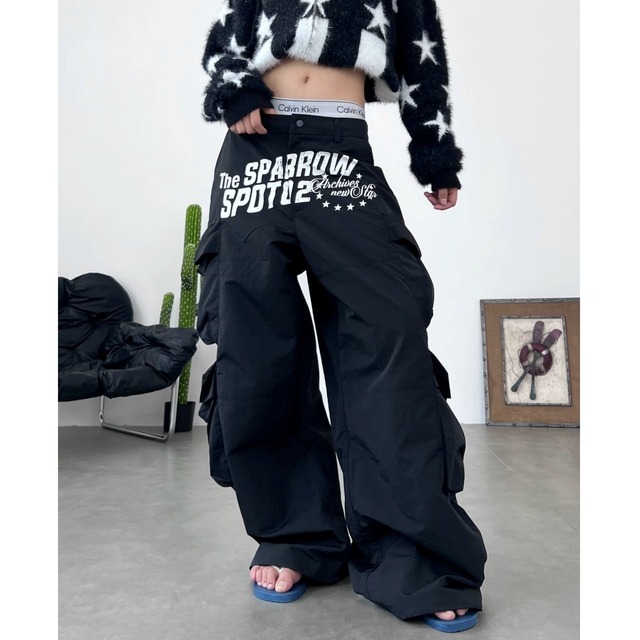 グラフィックワイドフォルムカーゴパンツ 1col R02910