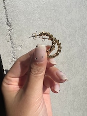 Spiral twist pierce