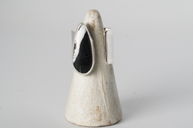Wide ring "White Buffalo"