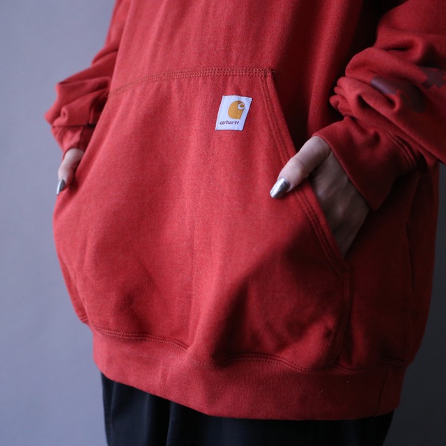 "carhartt" sleeve printed good coloring over silhouette sweat parka