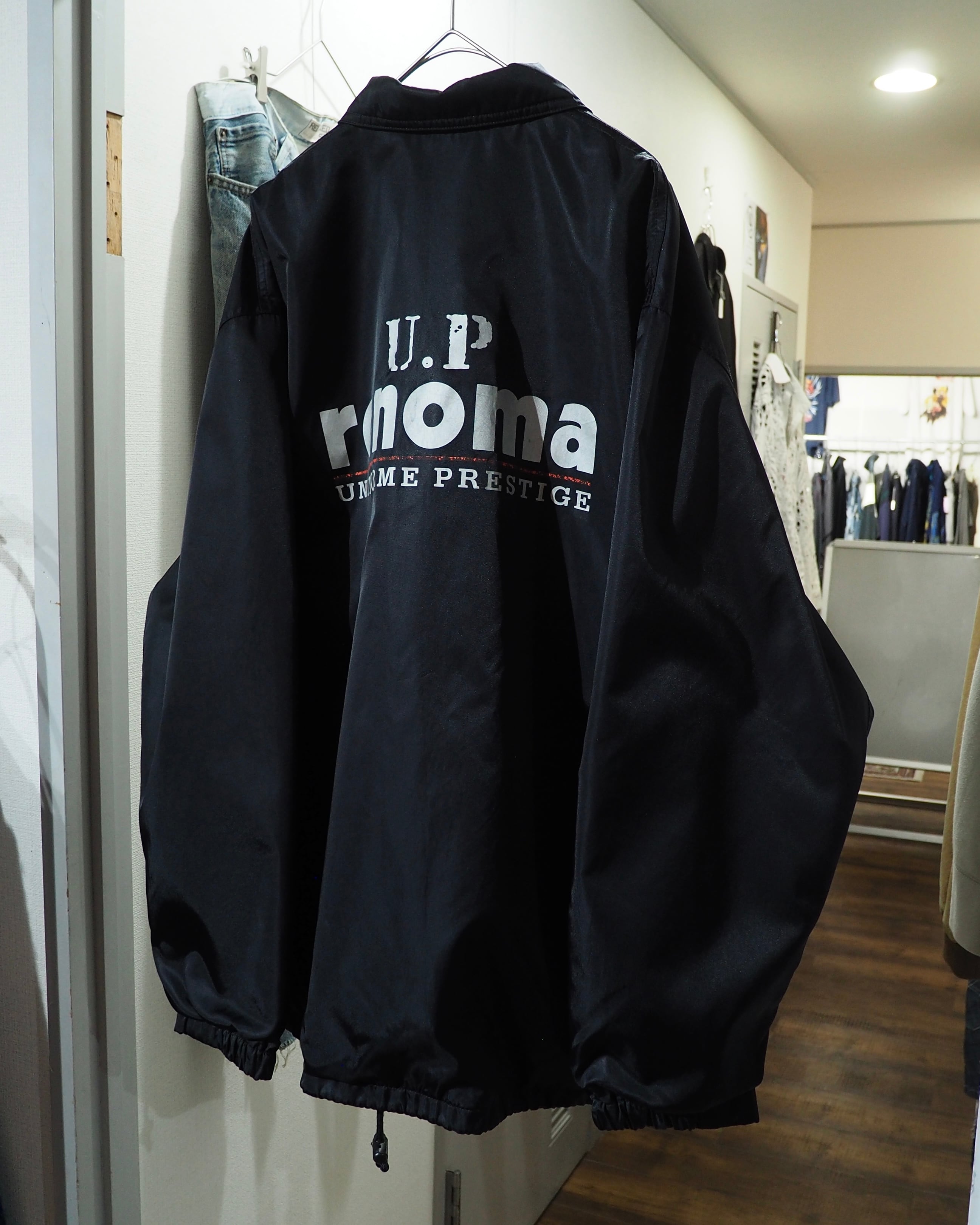 1990s " U.P renoma " Black Shiny Logo Printed Vintage Nylon Coach Jacket