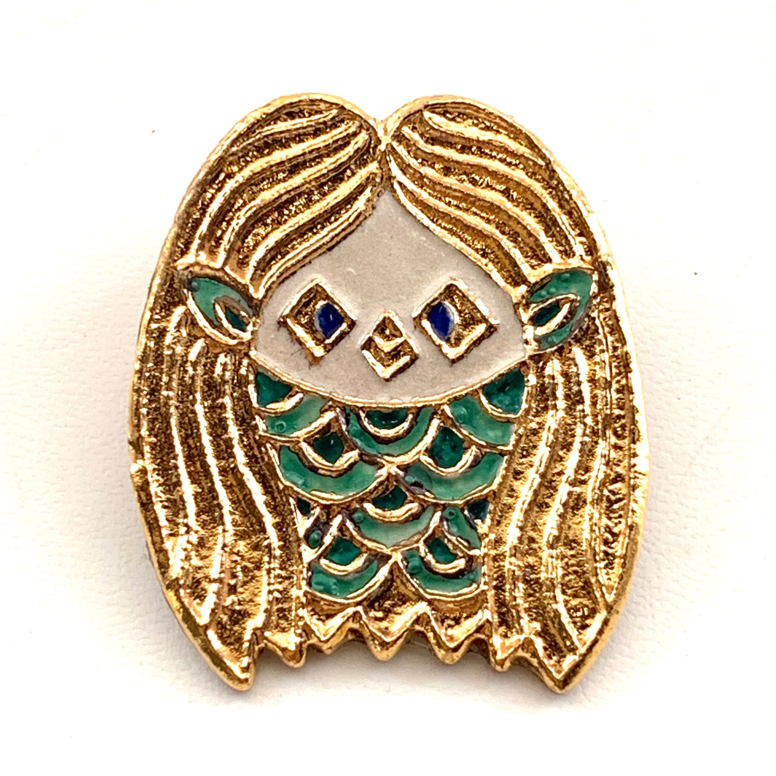 金のアマビエ様ブローチ