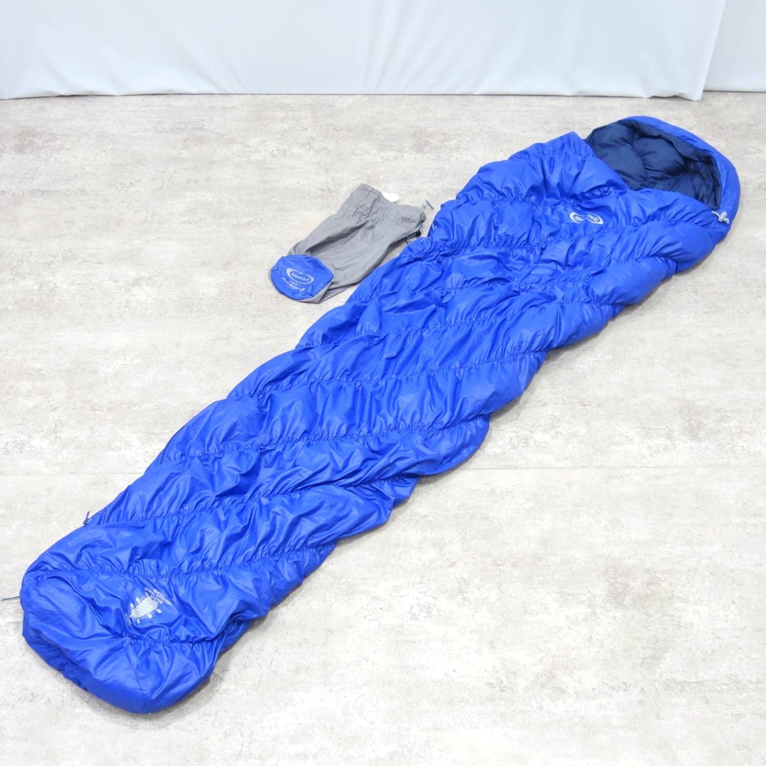 美品 モンベル mont bell シュラフ スーパー スパイラル ダウンハガー