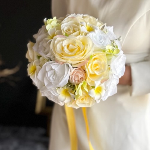 黄色×プルメリアラウンドブーケ☆