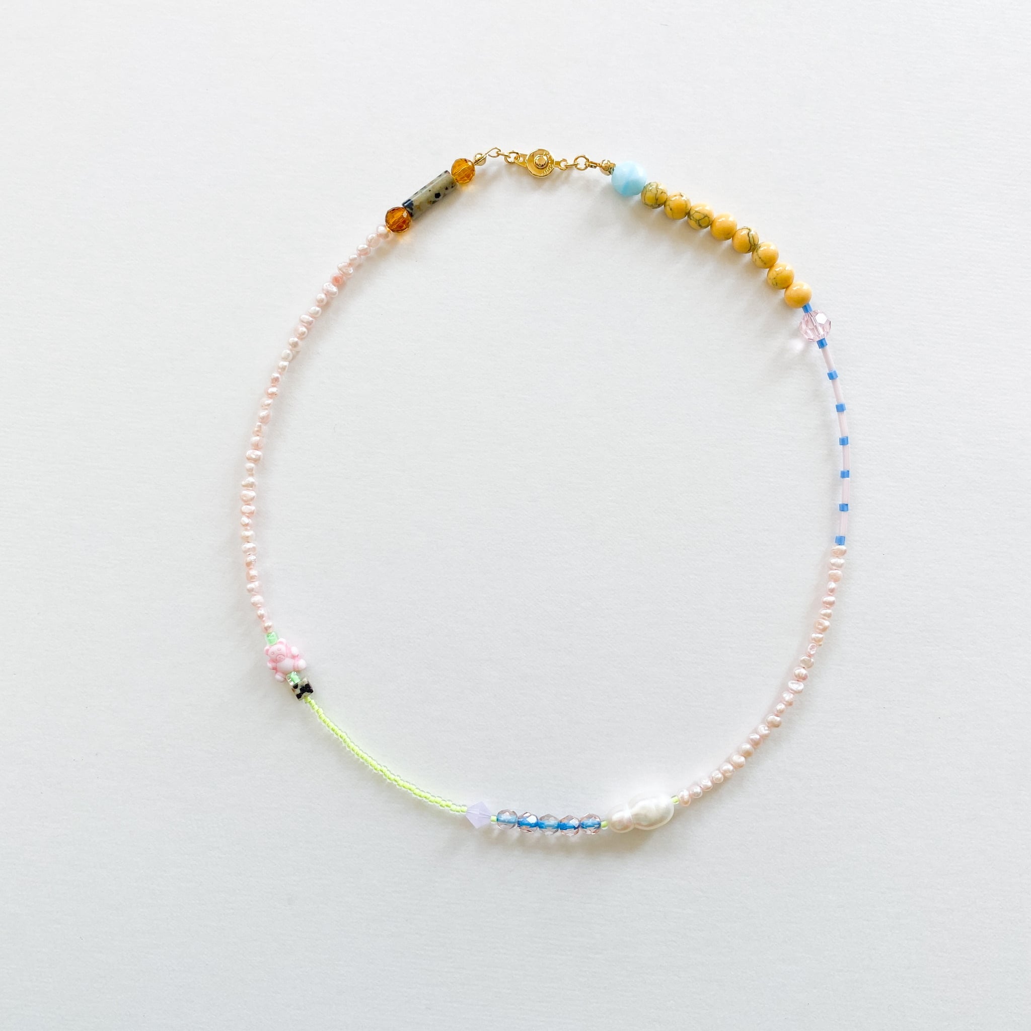 淡水パールとビーズのネックレス