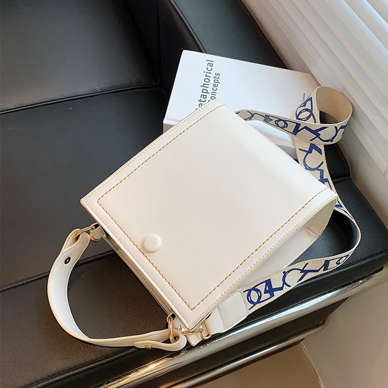 サマーカジュアル 夏物 メッセンジャーバッグ Tiancai_Wing_Bag70135313421