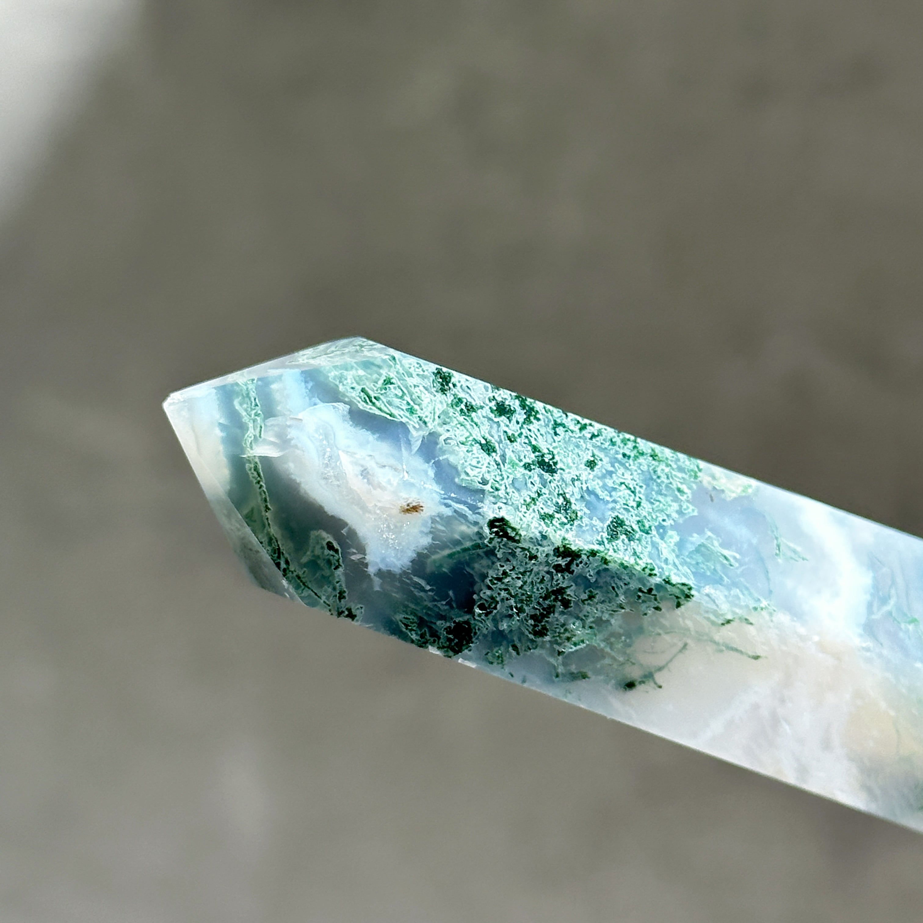 【天然石】タワー モスアゲート モスアゲート タワー83◇ Moss Agate ◇天然石・鉱物・パワーストーン